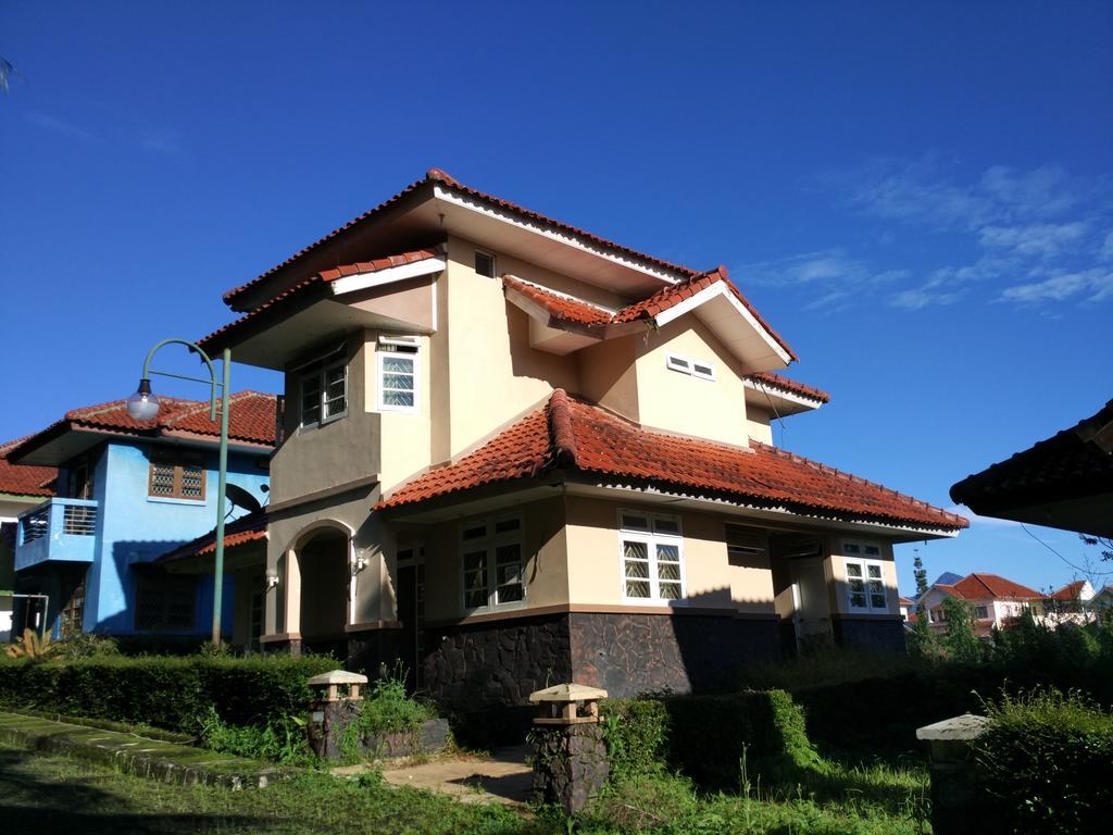 Villa Sabrina Bumi Ciherang Panjaweujan Bagian luar foto