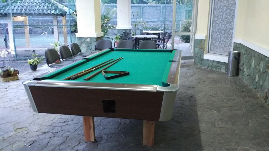 Villa Sabrina Bumi Ciherang Panjaweujan Bagian luar foto