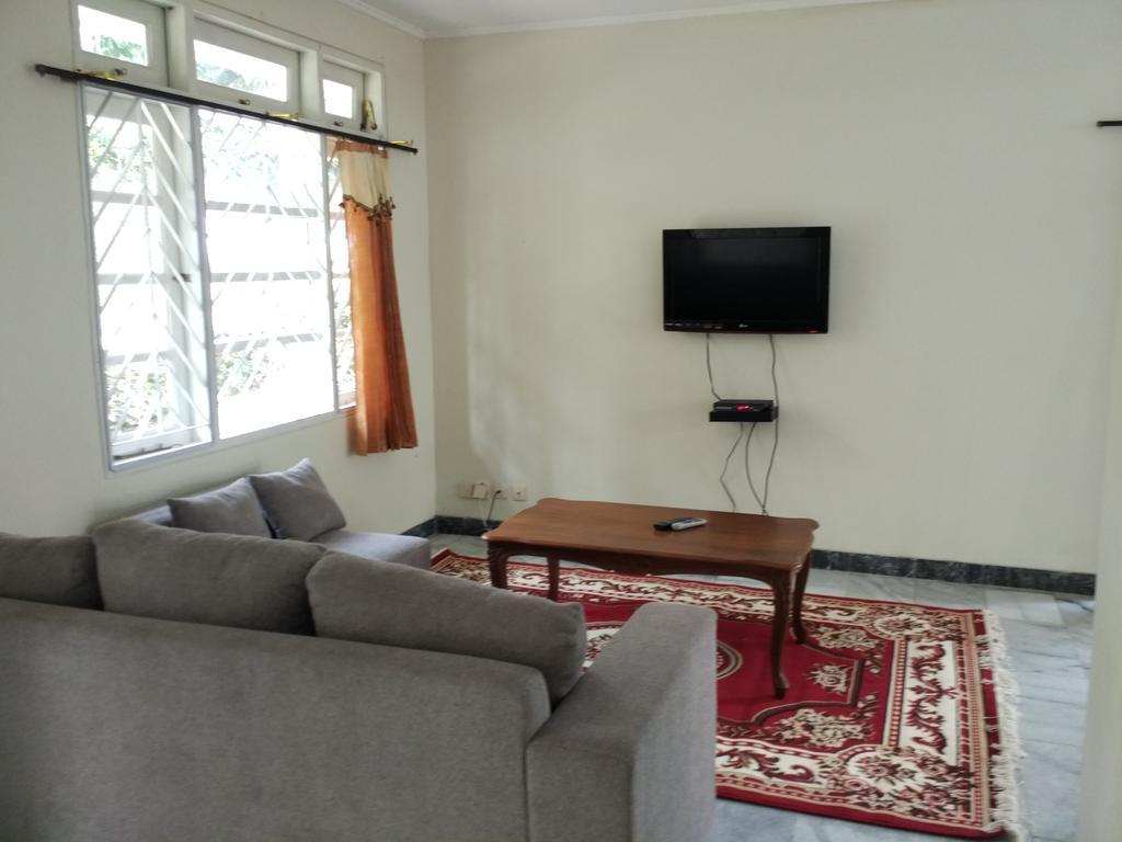 Villa Sabrina Bumi Ciherang Panjaweujan Bagian luar foto