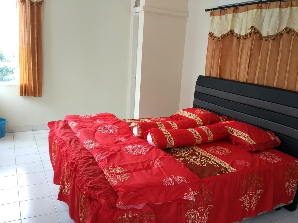 Villa Sabrina Bumi Ciherang Panjaweujan Bagian luar foto