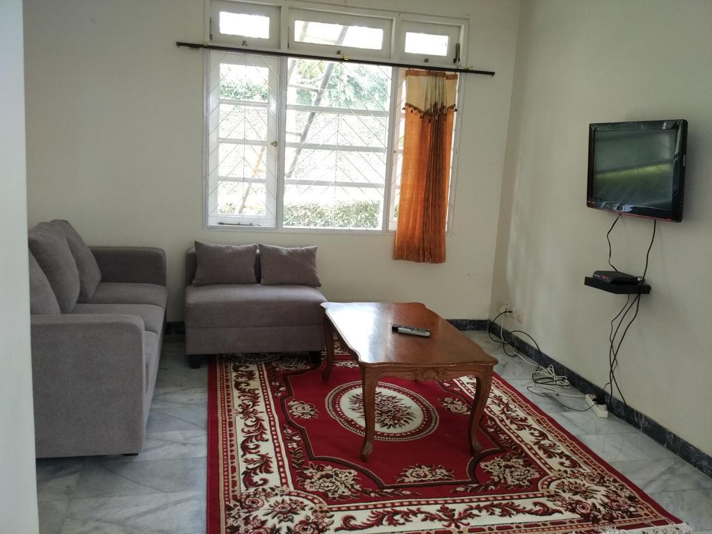 Villa Sabrina Bumi Ciherang Panjaweujan Bagian luar foto